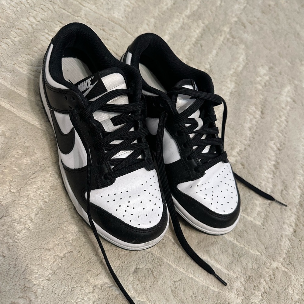Nike Dunk Low Black and White (Panda)